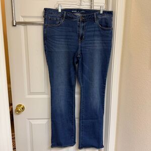 Old Navy Mid-Rise Kicker Boot-Cut Jeans Dark Wash Size 16